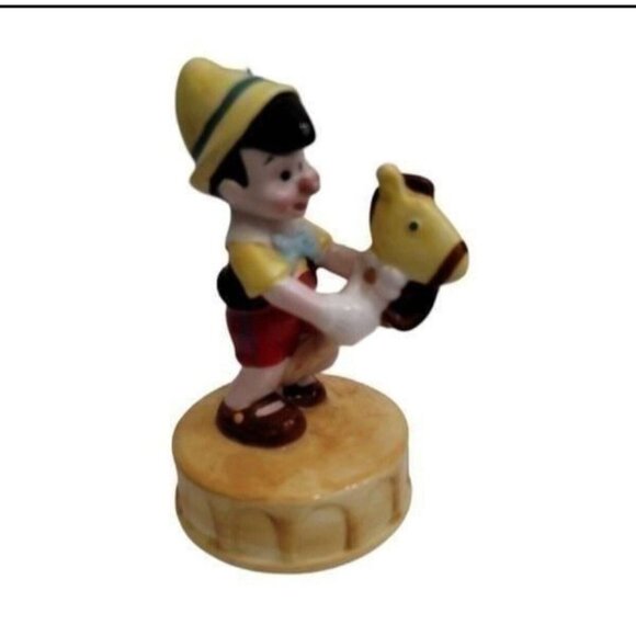 Disney Pinnochio BY schmid Ceramic Wind Up Go Around Musical Box #252 Vintage - Picture 1 of 7